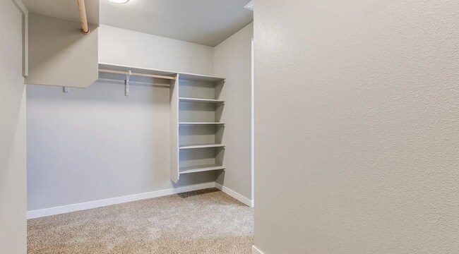 Building Photo - Modern 4-Bedroom Home in Meridian – Spacio...