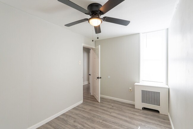 Building Photo - Newly rehabbed 3 bedroom