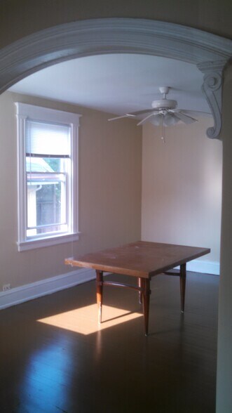 Building Photo - 2401 Fairview Ave