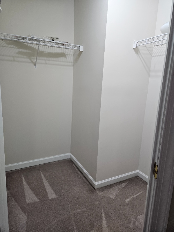 Building Photo - 9365 Ridings Way