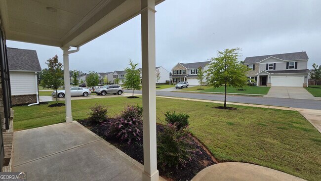 Building Photo - 521 Elkwood Ln