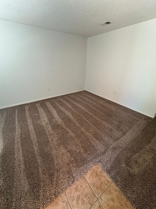 Building Photo - 2815 Solano Del Sol Dr NE