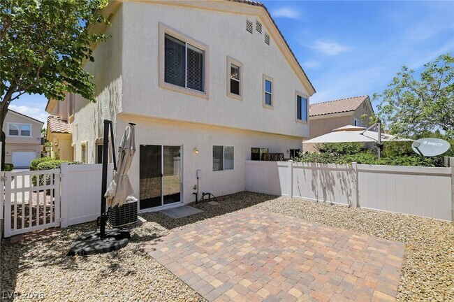 Building Photo - 2576 Velez Valley Way