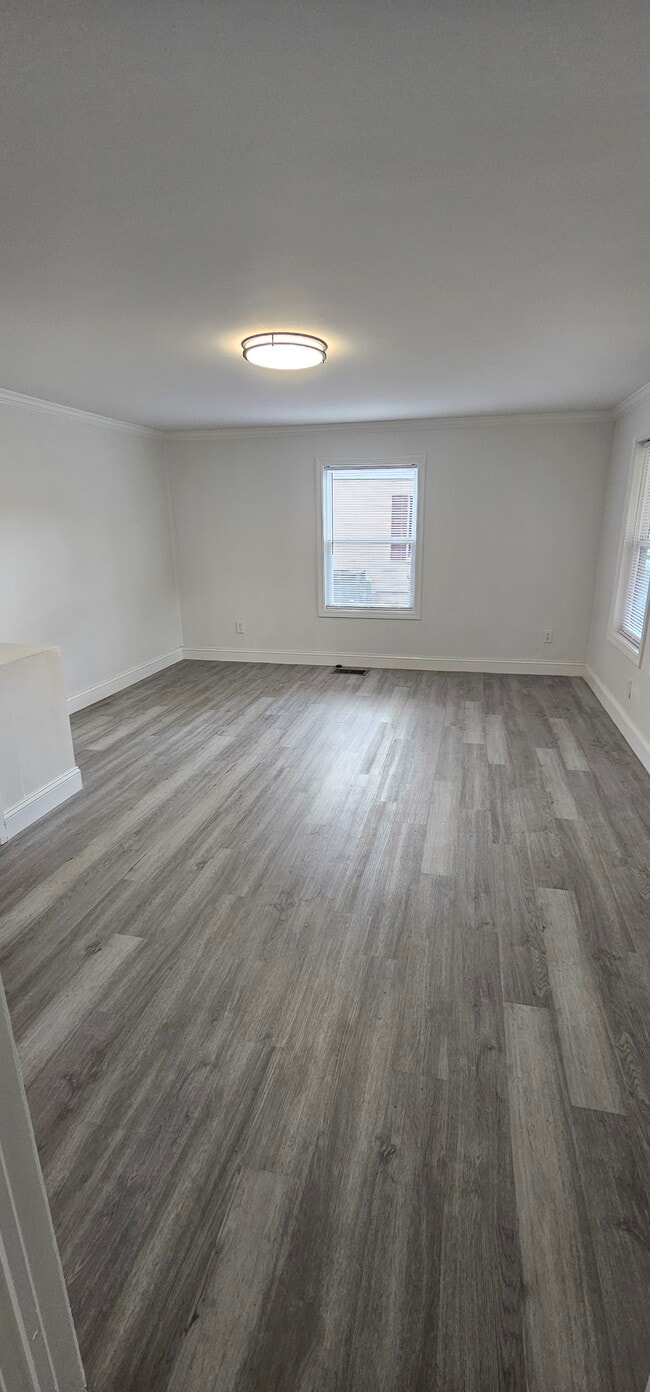 Building Photo - 510 N Academy St