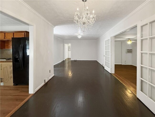 Building Photo - 1668 Laurelwood Dr SW