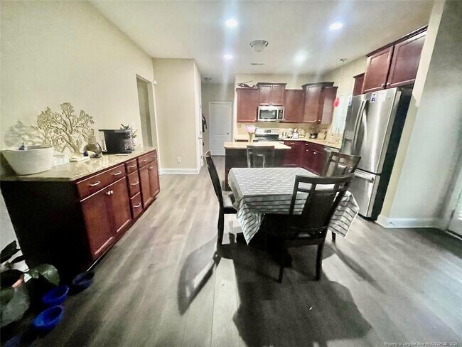 Building Photo - 937 Liberty Ln