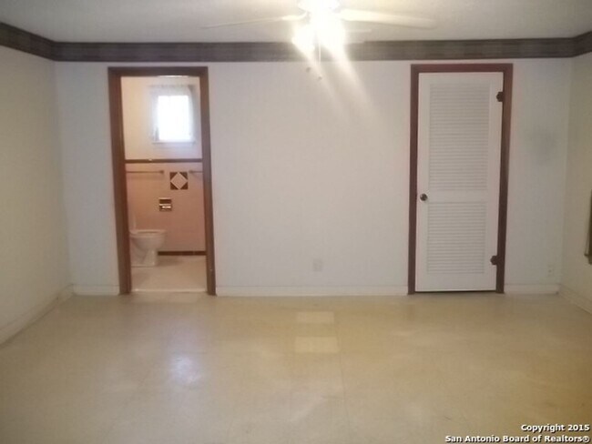 Building Photo - HOUSE AVAILABLE NOW