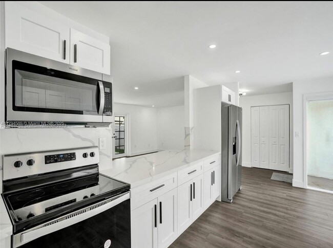 Building Photo - 11550 SW 80th Terrace