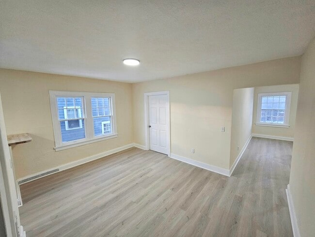 Building Photo - 1923 Freeman St