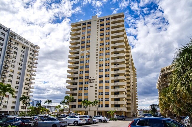Building Photo - 1833 S Ocean Dr