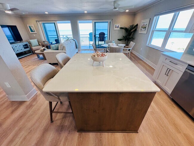 Building Photo - 555 Gulf Way