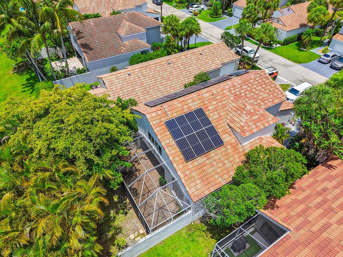 Building Photo - 6168 La Vida Ter
