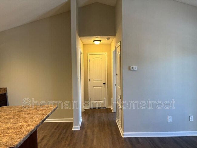 Building Photo - 3600 London Ct SW
