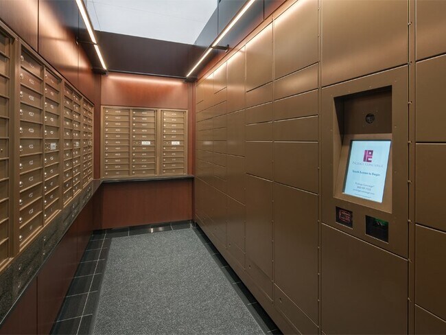 Building Photo - 303 E Wacker Dr