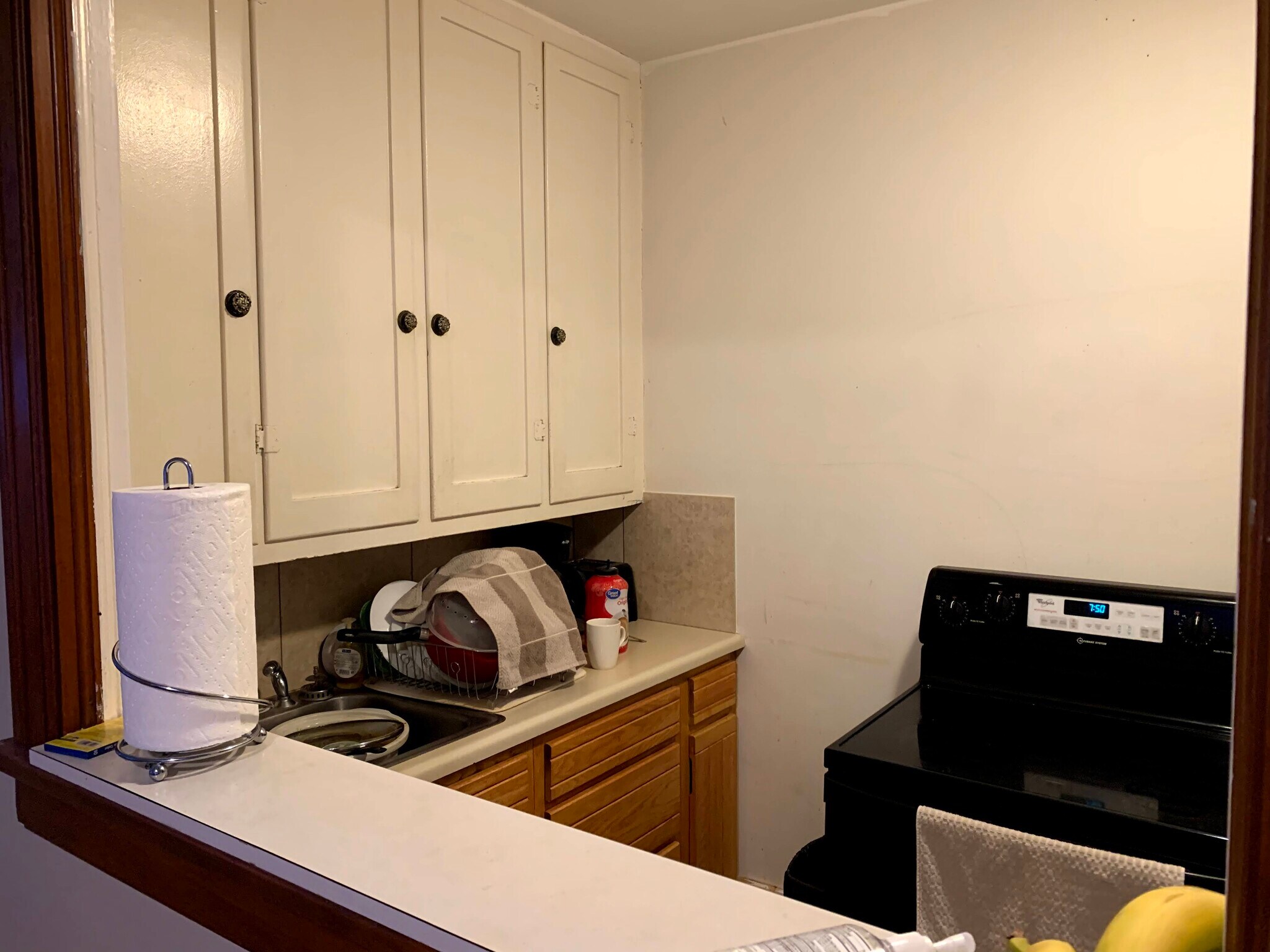 kitchen - 400 Milwaukee Ave