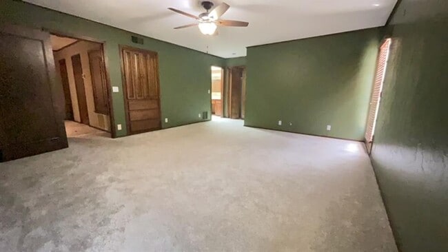 Building Photo - 7800 Old Hickory Ln