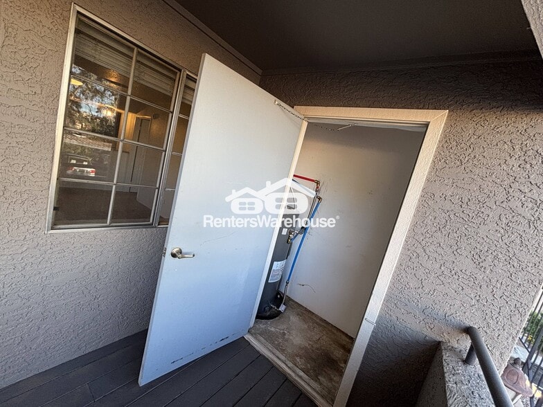 Building Photo - 1720 E Thunderbird Rd