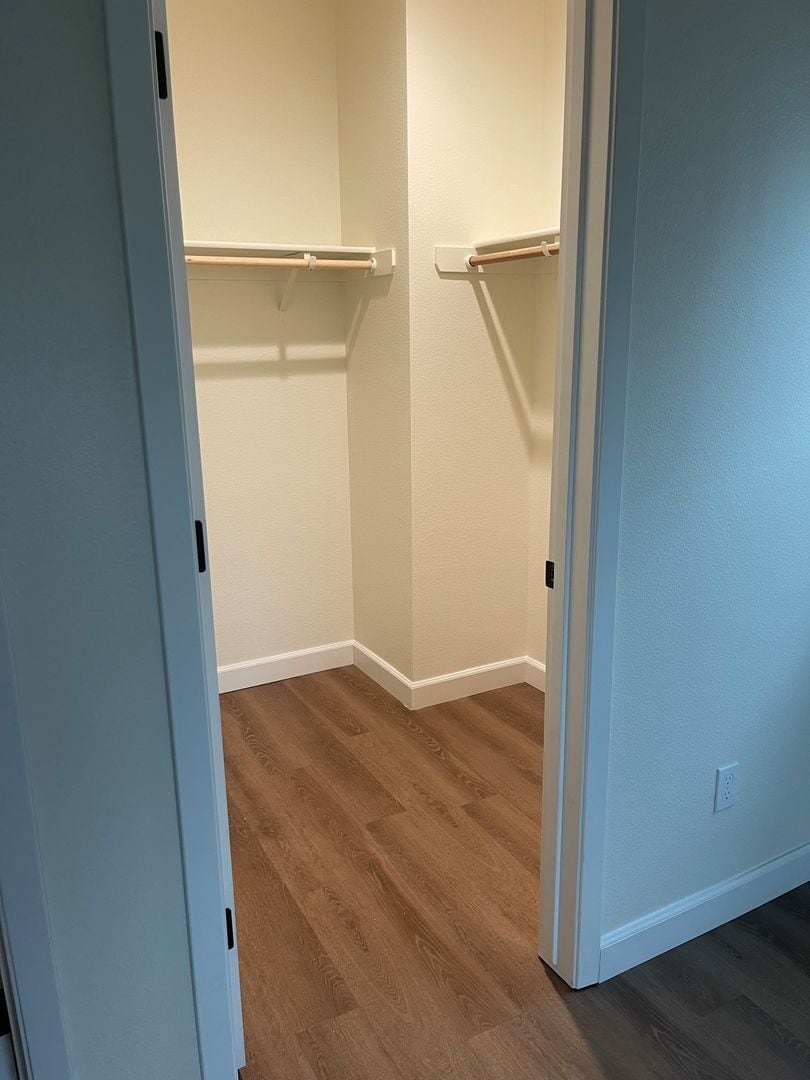 Building Photo - 2047 W Corvina Ave