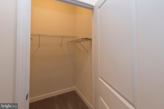 Building Photo - 14337 Potomac Heights Ln