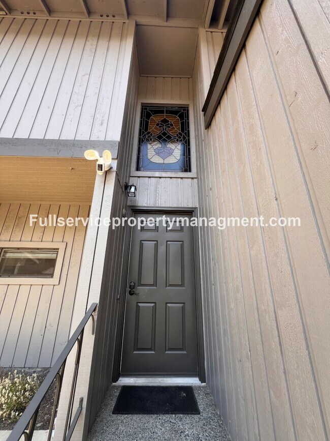 Building Photo - 4135 145th Ave NE