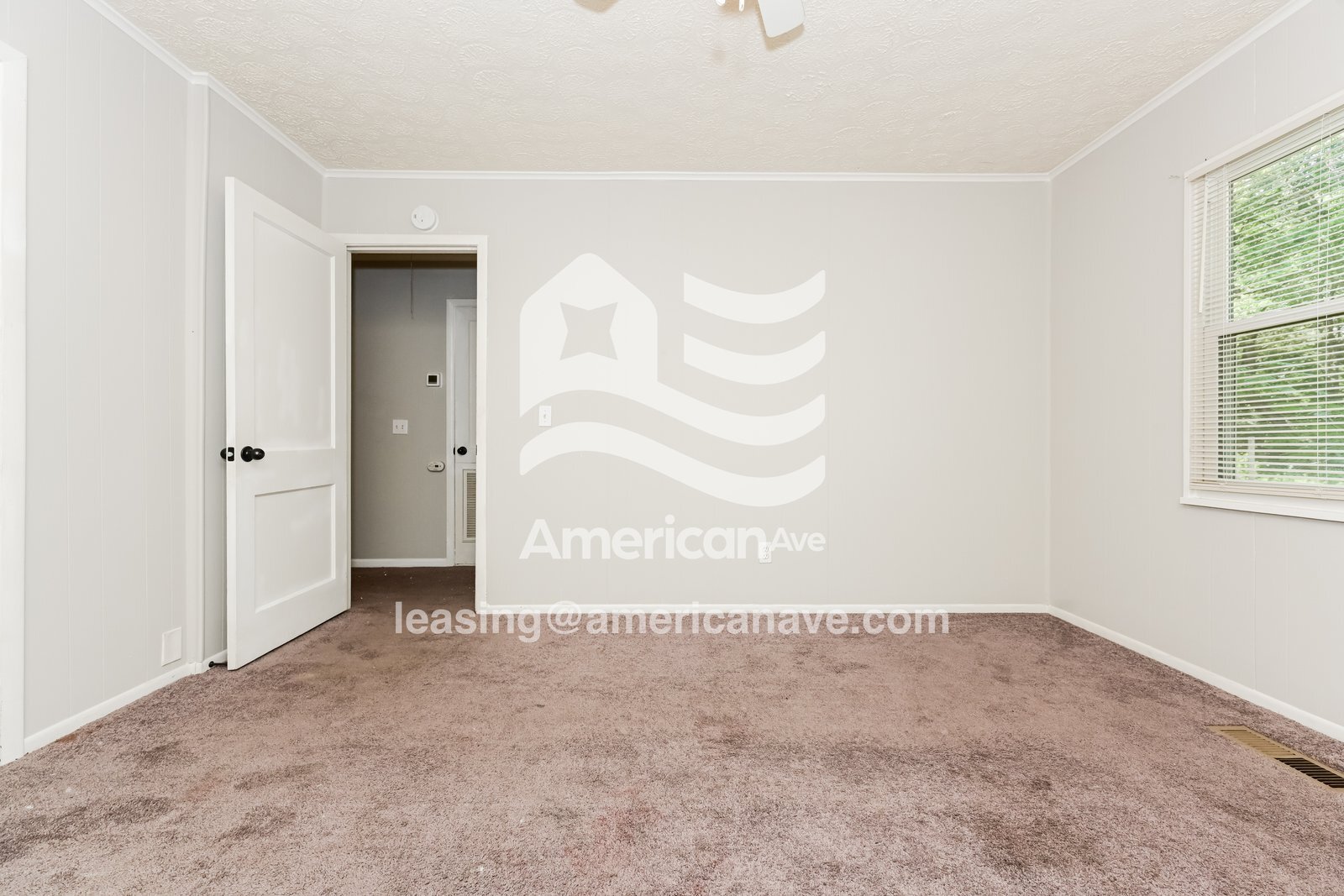 Building Photo - 208 Camellia Cir