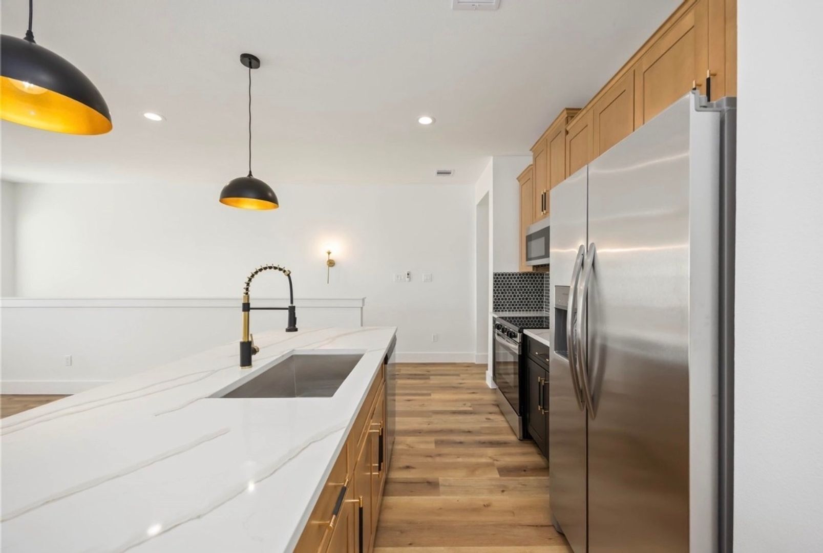 Building Photo - 8007 Cora St