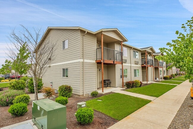 Building Photo - Country Living with Modern Flair: Wake up to the sounds of nature, Live Minutes from Everything