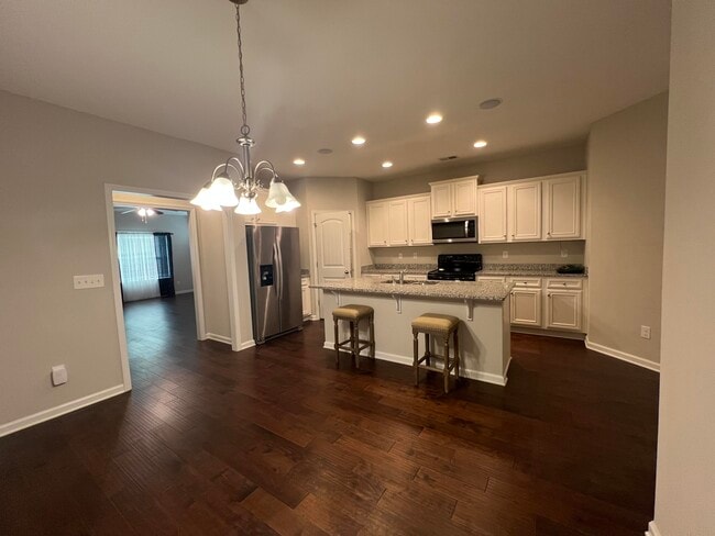 Building Photo - 3177 Mayflower Ln