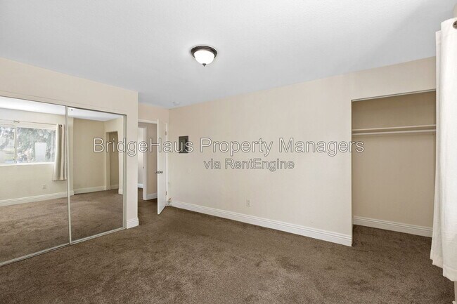 Building Photo - 4435 Tremont St