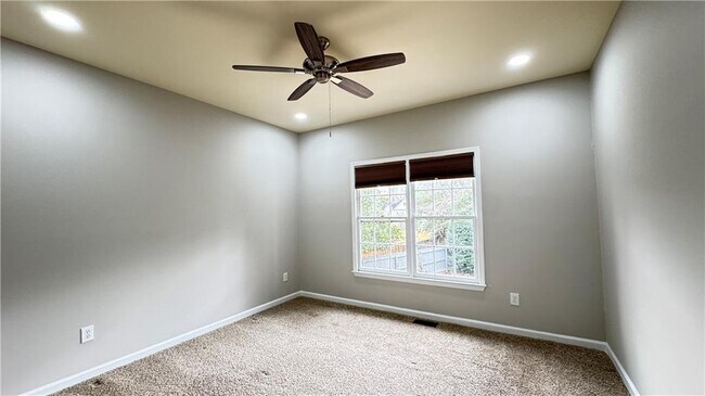 Building Photo - 7195 Devonhall Way