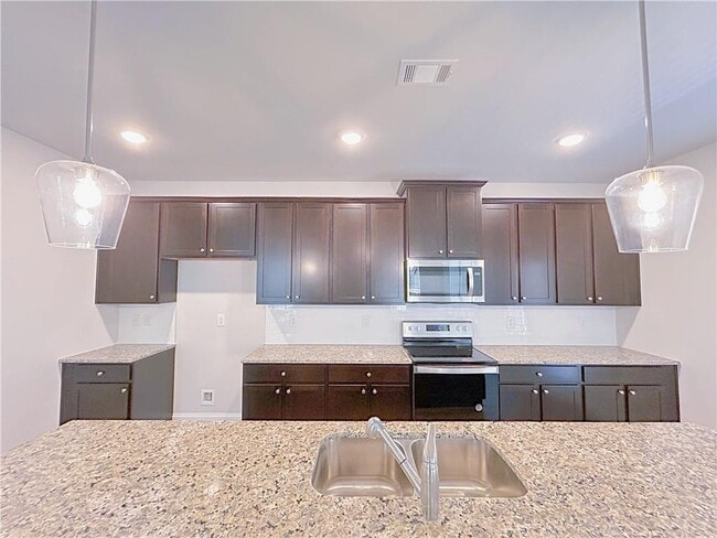 Building Photo - 2614 Mls Cmn Dr