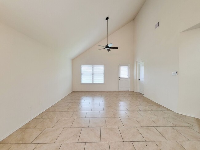 Building Photo - BRAND NEW  4 BEDROOM 2 BATH HOME IN KATY VENTANA LAKES