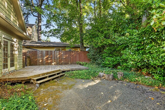 Building Photo - 3434 NE 18th Ave