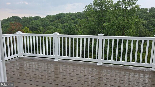 Building Photo - 116 Nepal Ct
