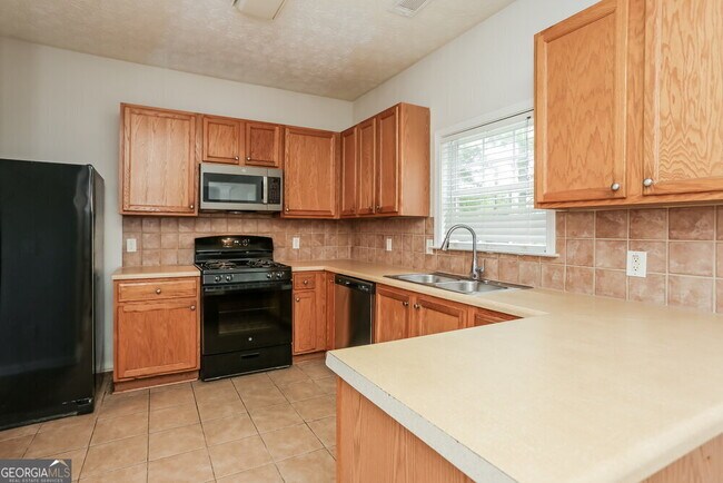 Building Photo - 3200 Cooper Woods Dr