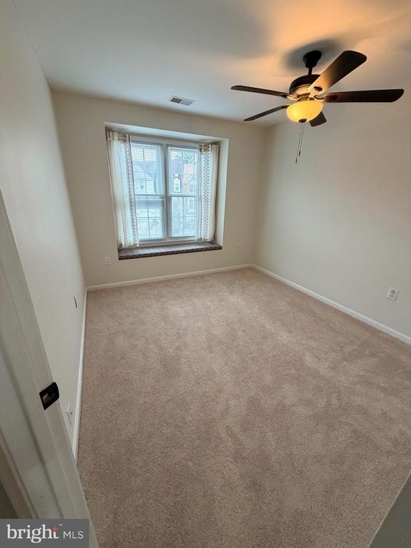 Building Photo - 46754 Woodmint Terrace