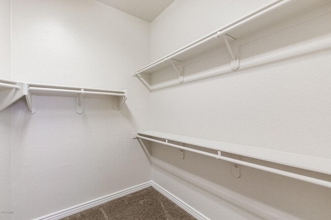 Building Photo - 13266 S 182nd Ave