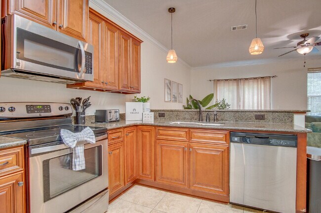 Building Photo - Coastal Living in Navarre: 4 Bedrooms, 2.5...