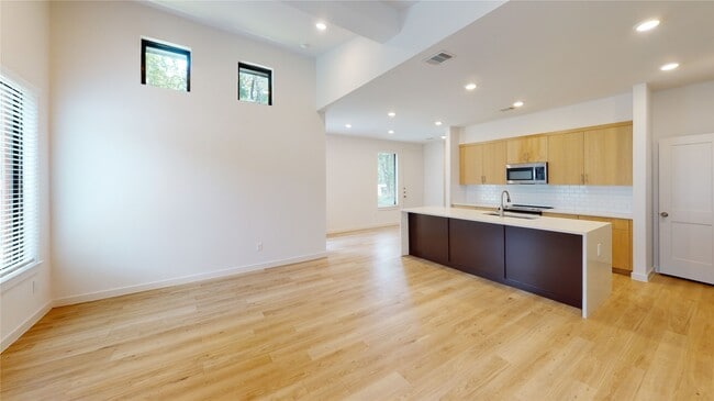 Building Photo - 2517 Appian Wy