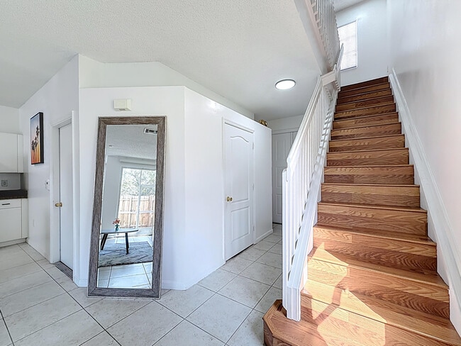 Building Photo - 4702 NW 59th Manor