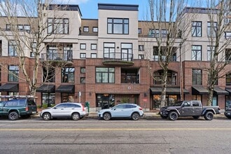 Building Photo - 618 NW 12th Ave