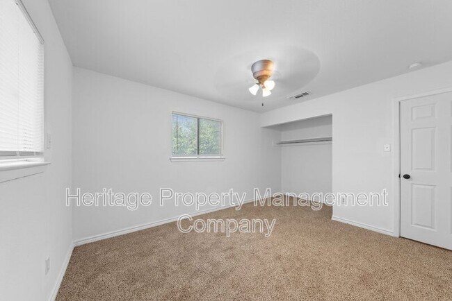 Building Photo - 4942 Driskill St