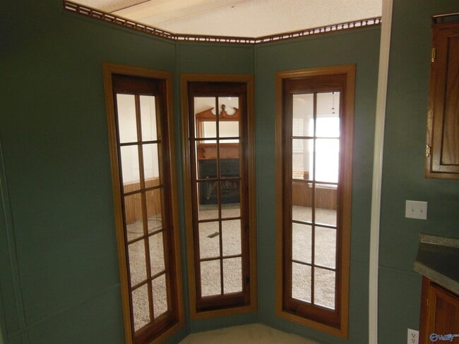 Building Photo - 411 Paint Rock Rd