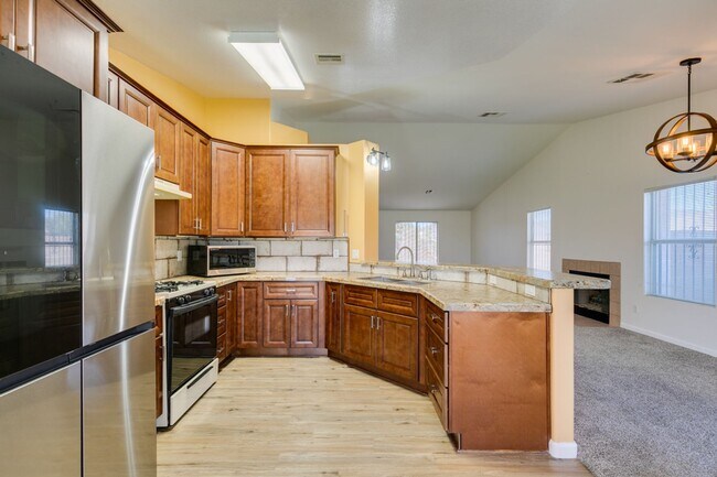 Building Photo - Updated Mediterranean-Style Home with Priv...