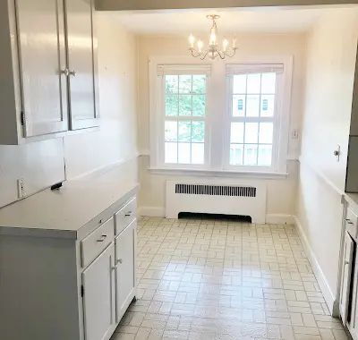 Building Photo - One bedroom, One bath in Quincy Center!!!