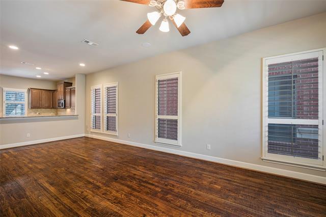 Building Photo - 2222 Marilla St