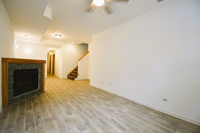 Building Photo - 1319 N Campbell Ave