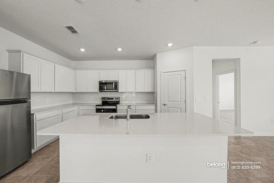 Building Photo - 9711 Redwood Hts Rd