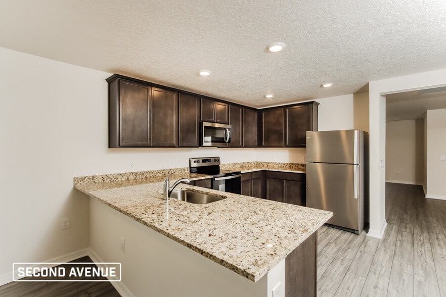 Building Photo - 921 Culpepper Ave SE