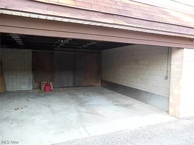 Building Photo - 9956 Johnnycake Ridge Rd